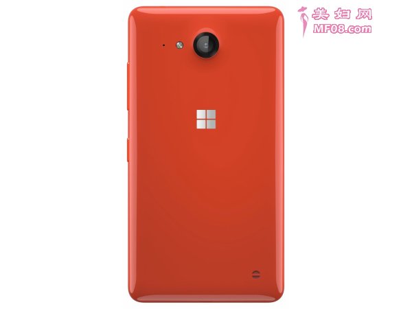 ÷棬ݴǰıϣLumia 7505Ӣ720Pʾ1.7GHz4101GBڴ8GB洢ռ(չ)ǰͷֱΪ500غ800أΪ2650mAh