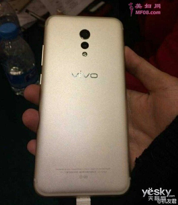 Vivo Xplay 6:˫ϵͳȷ