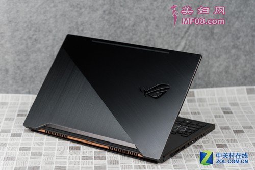 ROG Zephyrus У GX501VIK